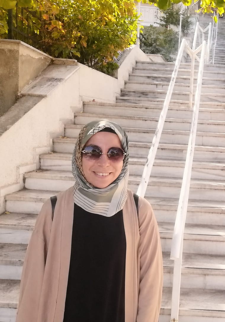 Sekreter Zehra BAYAZIT